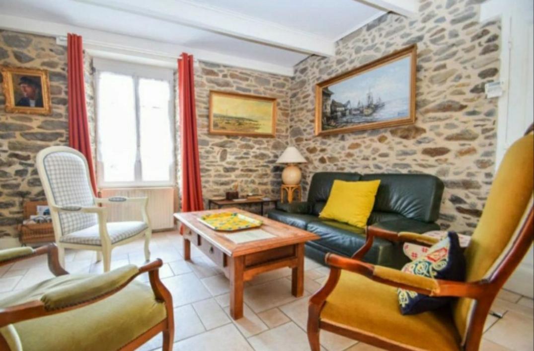 Holiday home La Colline Maison De Famille A 100m De La Rance *