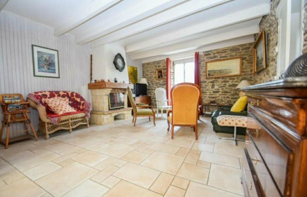 Holiday home La Colline Maison De Famille A 100m De La Rance *